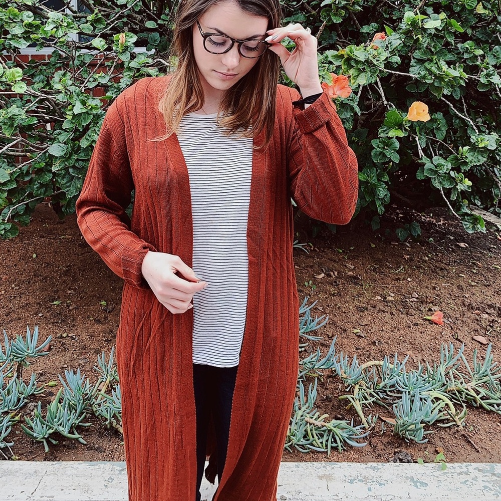 🧡RUE21 Rust/Orange Long Slit Sweater🧡